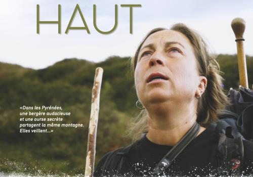 affiche montrant la bergère les yeux scrutant 