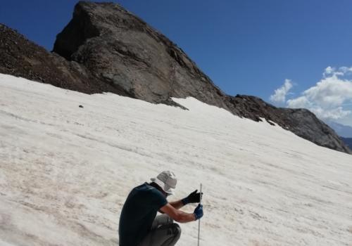 mesure_glacier_ossoue_vignemale_claire_acquier_14.jpg