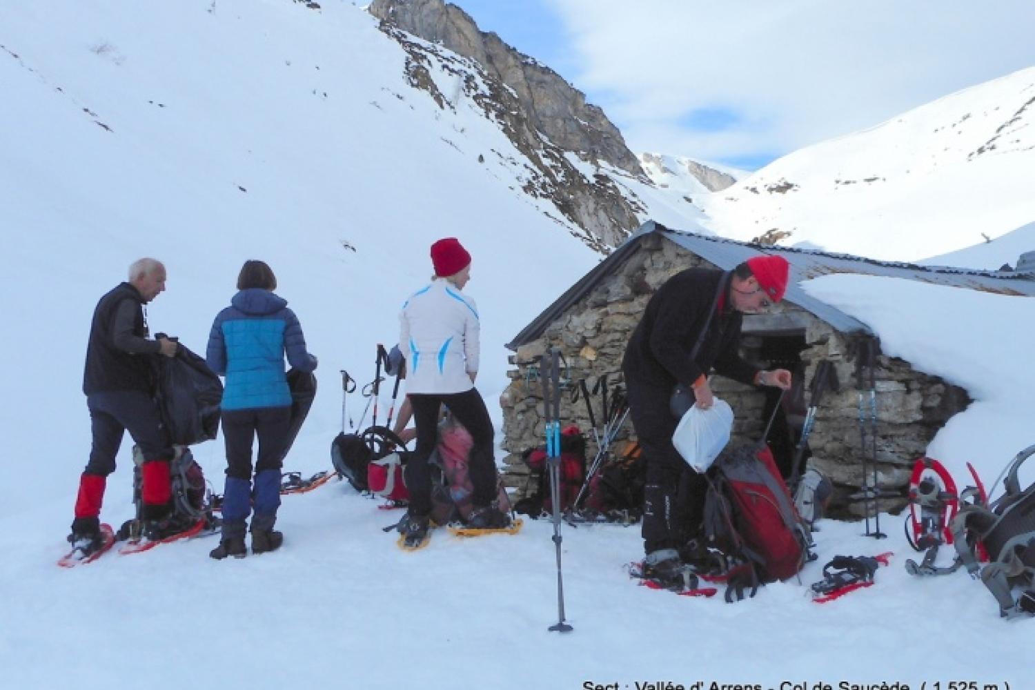 cabane_du_clot_de_laun_val_dazun_amis_du_parc_national_des_pyrenees_3.jpg